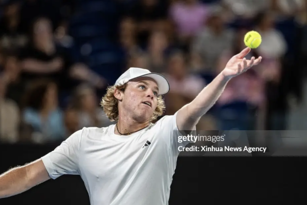 Michelsen vs. Fonseca, Mensik vs. Hanfmann