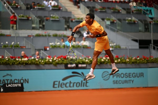 Auger-Aliassime overcomes Nishioka to reach second round of Madrid