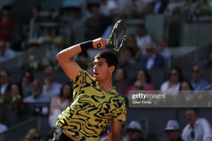 Alcaraz begins Madrid title defense by beating Shevchenko