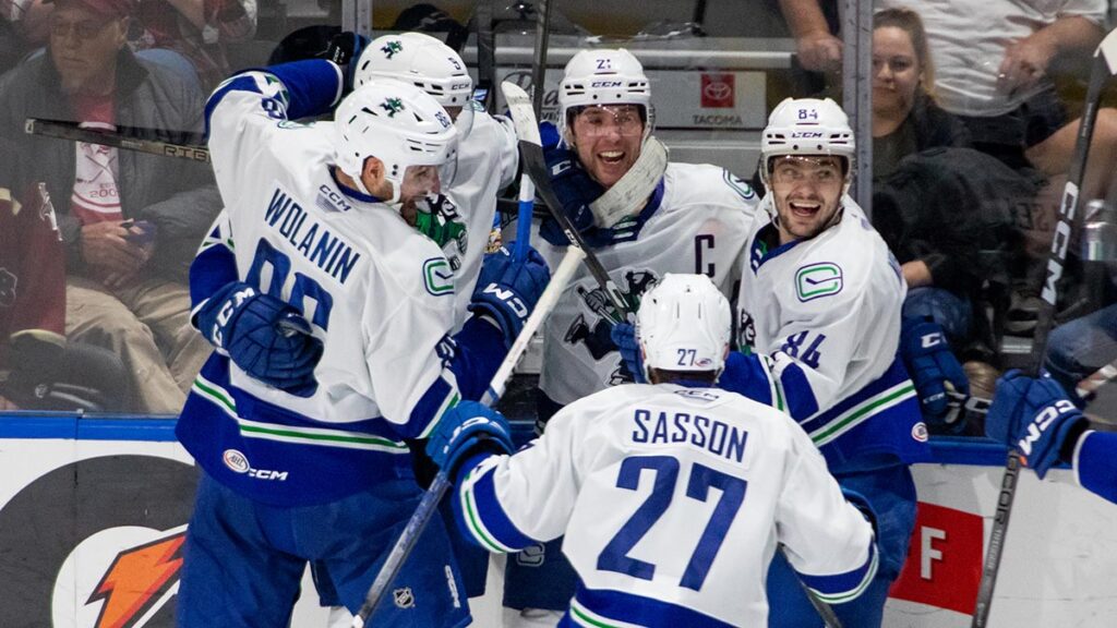 Wouters sends Canucks to series win over Eagles | TheAHL.com