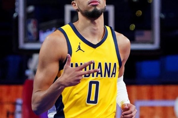 Indiana Pacers Tyrese Haliburton joins Chris Paul as only NBA players with 20+ points, 20+ assists, & 0 turnovers in a game
