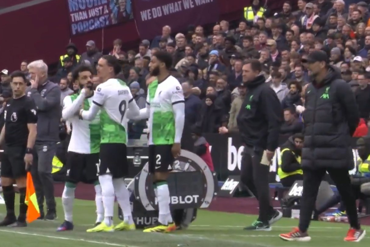 Mohamed Salah and Jurgen Klopp's very heated argument