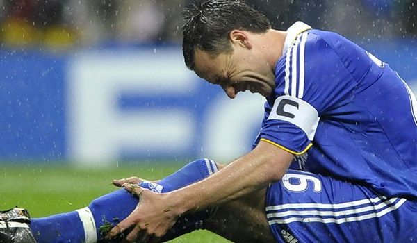 John Terry discloses regular contact with Sir Alex Ferguson in attempts to sign him for Manchester United – Transfer updates from Old Trafford John Terry reveals Sir Alex Ferguson called him weekly to lure him to Man United - Man United News And Transfer News