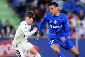 Mason Greenwood faces more abuse from fans in 1-1 draw with Real Sociedad - Man United News And Transfer News