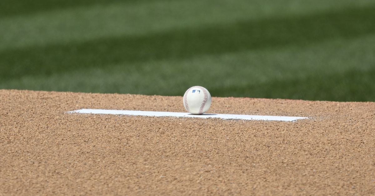 The Precarious Position of the Pending Free Agent
