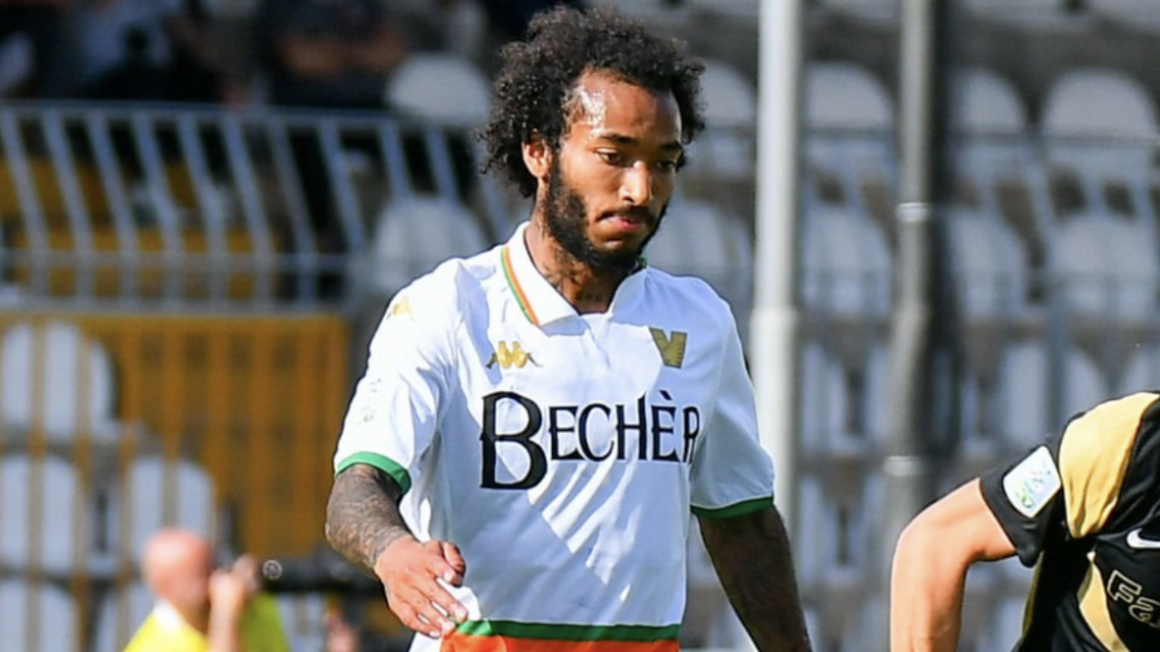 Gianluca Busio delivers winner as Venezia stays in promotion fight
