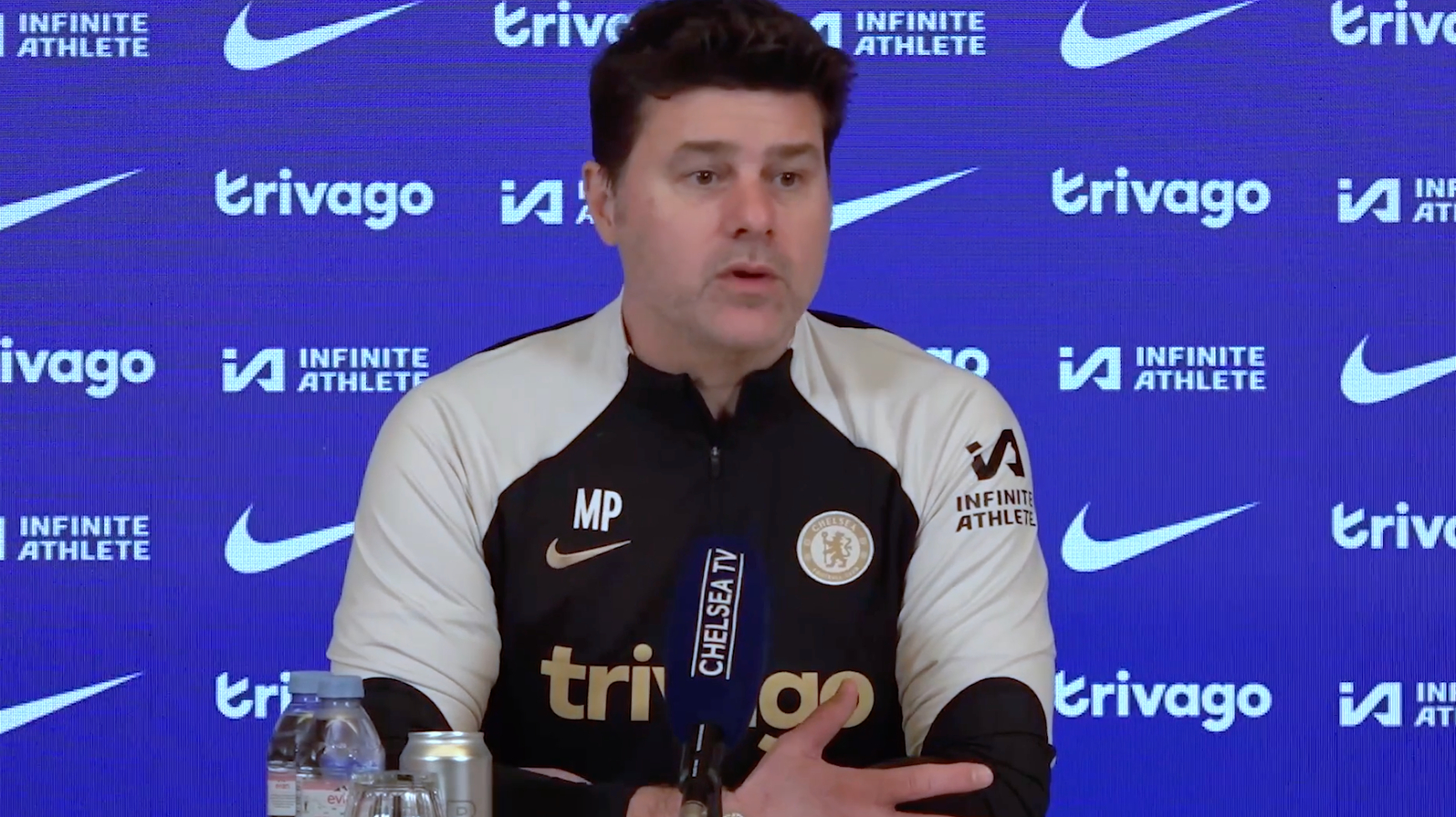 Mauricio Pochettino insists he feels appreciation from Chelsea fans, but only when walking his dog
