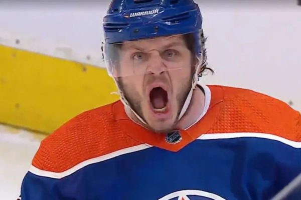 Oilers Rally, Even Series with Stars in Resilient 5-2 Win in Game 4