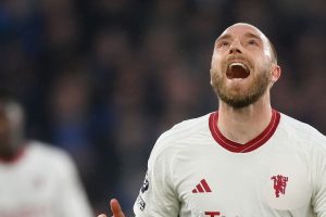 Ashley Young claims not enough players are at the right level for Man United after horrific 4-0 defeat - Man United News And Transfer News