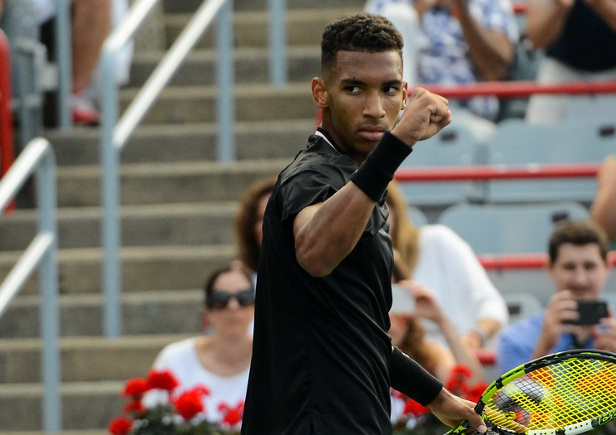 Auger-Aliassime Back in Top 20