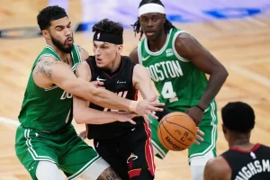 2024-04-25T020122Z_964197048_MT1USATODAY23106637_RTRMADP_3_NBA-PLAYOFFS-MIAMI-HEAT-AT-BOSTON-CELTICS-1714025960.jpg