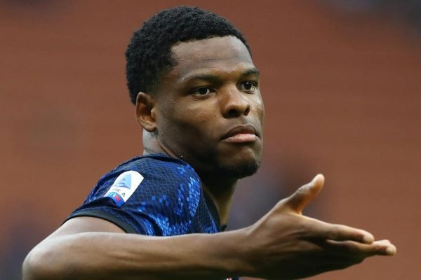 Denzel Dumfries wants Man United move but it hinges on Erik ten Hag's future - Man United News And Transfer News