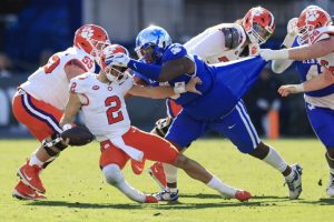 Deone Walker, Kenneth Grant Break the Mold