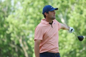 How many make the weekend?