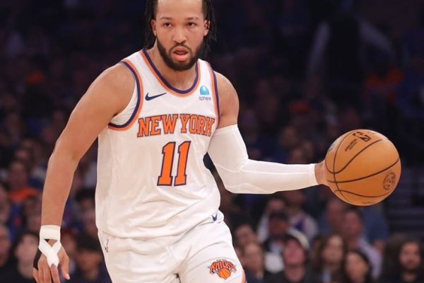 Knicks Jalen Brunson 1st NBA Player Since Michael Jordan to Score 170+ Points Over 4-Game Span in Playoffs