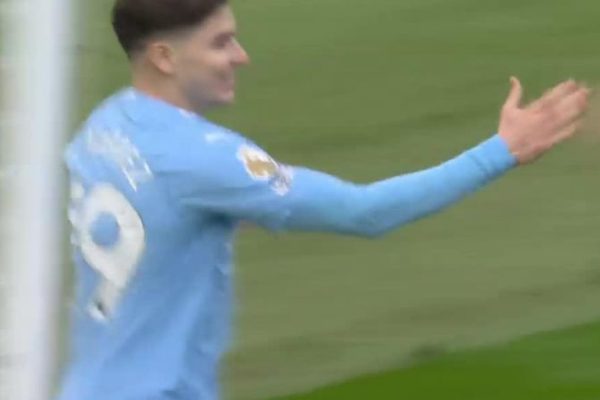 Video: Julian Alvarez comes off the bench to make it 5 for Manchester City | Man City 5-1 Wolves