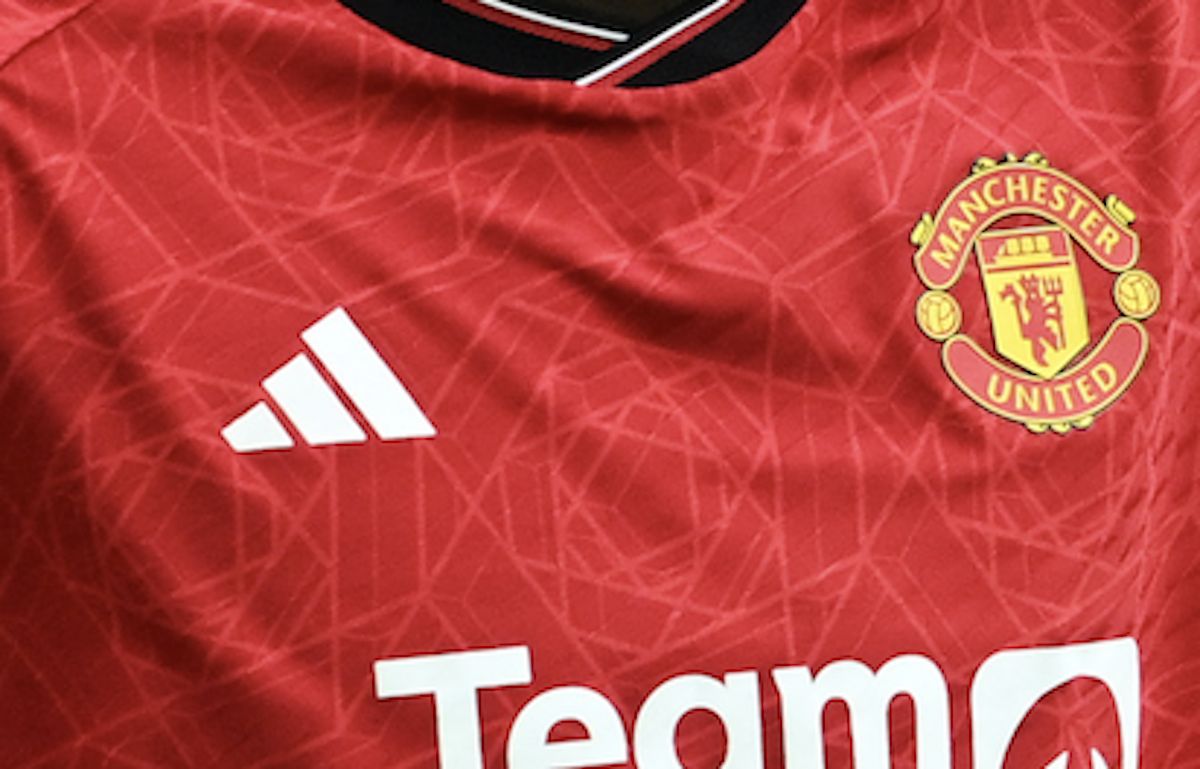 Manchester United lose £15 million following latest collapse