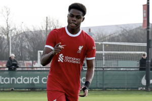 Keyrol Figueroa signs pro contract with Liverpool