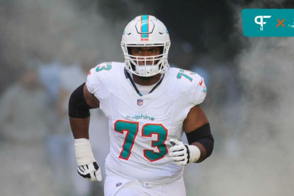 Miami Dolphins OL Austin Jackson, who is coached by Butch Barry.