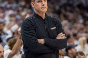 Phoenix Suns Fire Coach Frank Vogel After First-Round Sweep