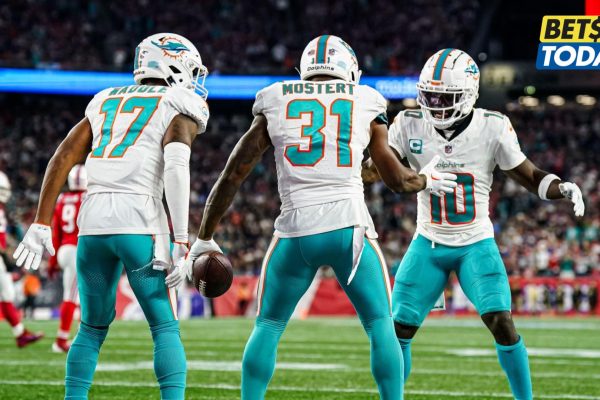 Tyreek Hill Raheem Mostert De