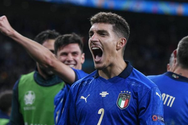 Man United target Giovanni Di Lorenzo wants to leave SSC Napoli - Man United News And Transfer News