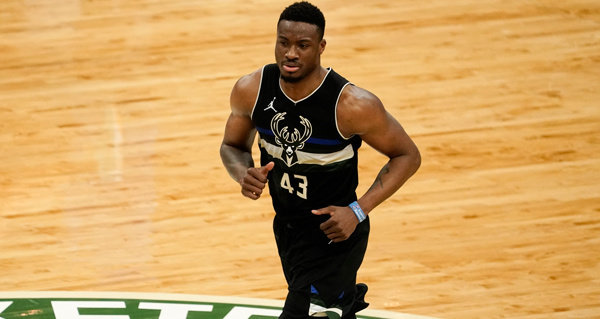 Thanasis Antetokounmpo Suffers Torn Achilles