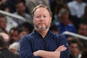 Mike Budenholzer Bucks pic
