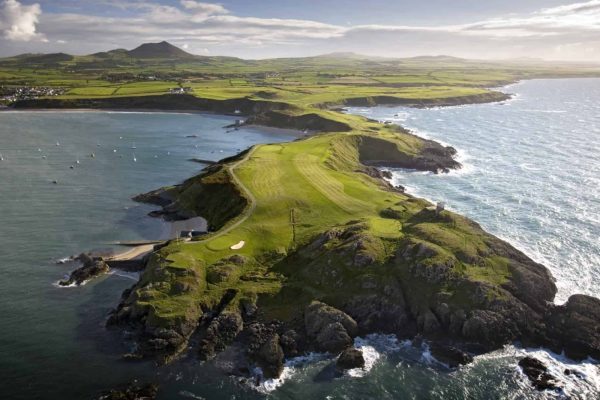 'There is a warmth and a soul to Welsh clubs'