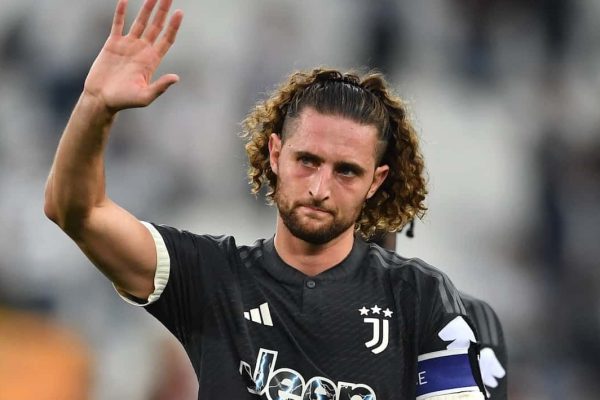 Adrien Rabiot, long-term target for Manchester United, reportedly offered to Liverpool and Arsenal Thiago Motta's arrival could see Juventus offer contract renewals to Adrien Rabiot, Gleison Bremer - Man United News And Transfer News