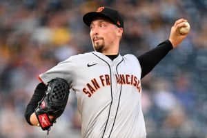 Blake Snell #7 of the San Francisco Giants pitches during the second inning against the Pittsburgh Pirates at PNC Park on May 22, 2024 in Pittsburgh, Pennsylvania.