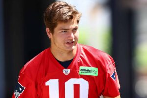 Insider Makes A Bold Claim About Drake Maye