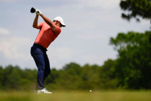 WATCH: Rory McIlroy drills a stinger that keeps on rolling