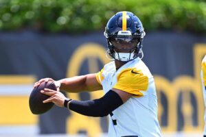 Colin Cowherd Reacts To Justin Fields' Reported Struggles