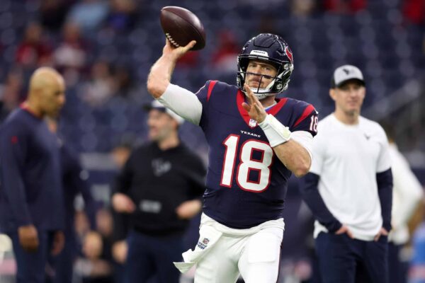 Texans Quarterback Case Keenum’s Mission is Crystal Clear for the Upcoming Season Case Keenum Has A Clear Goal With Texans This Season