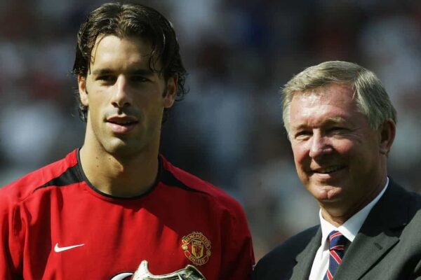 Burnley want Manchester United legend Ruud van Nistelrooy to replace Vincent Kompany - Man United News And Transfer News