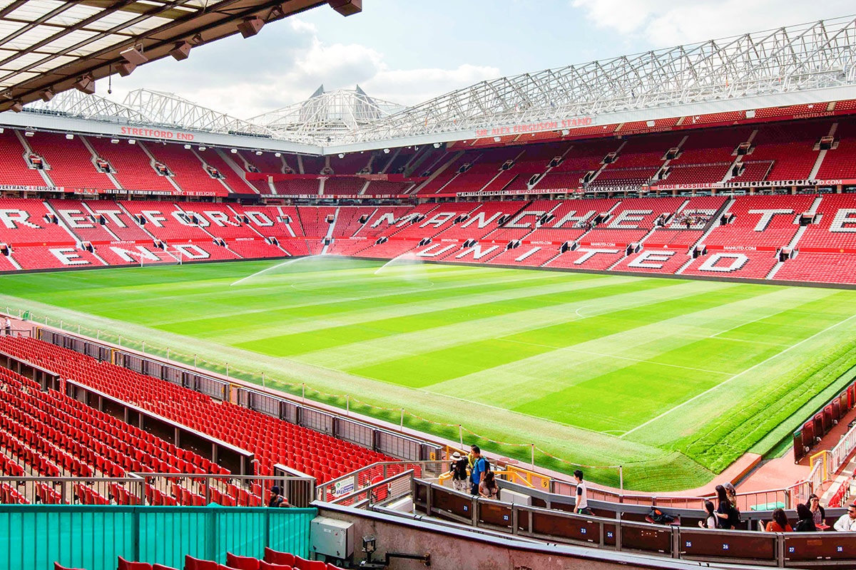 Luke Shaw is "bang out of order" says Collymore