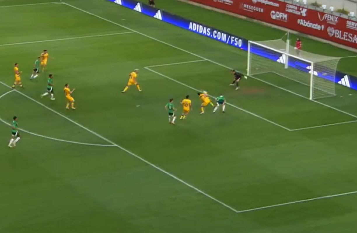 Liverpool's Conor Bradley completes brace with super diving header