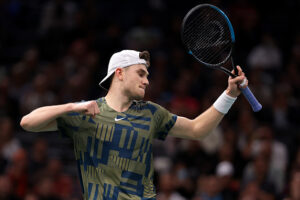 Stuttgart | Draper over comes ‘blip’ to progress