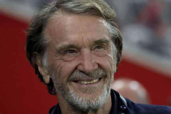 Ex-Premier League Club CEO Keith Wyness Compares Sir Jim Ratcliffe to a Dictator – Latest Updates on Manchester United’s News and Transfers Former Premier League club CEO Keith Wyness likens Sir Jim Ratcliffe to a dictator - Man United News And Transfer News