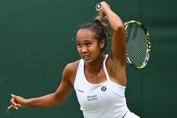 Fernandez, Dabrowski Both Beaten in Eastbourne Finals