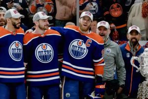 Florida Writer Slights McDavid In Attempted Mic Drop Moment