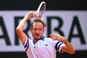 Halle | Medvedev becomes latest seed to crash out