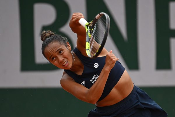 Fernandez Beaten by Jabeur in Roland-Garros Third Round 