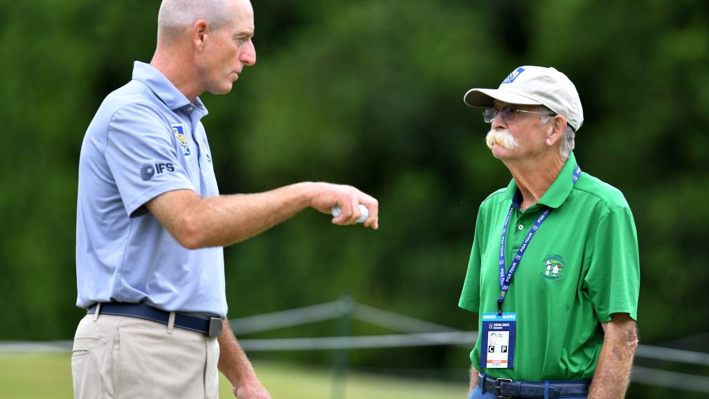 Jim Furyk and caddie Mike ‘Fluff’ Cowan reunite
