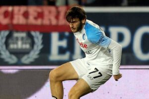 Khvicha Kvaratskhelia: Transfer blow for Man United as target set to renew contract at Napoli - Man United News And Transfer News