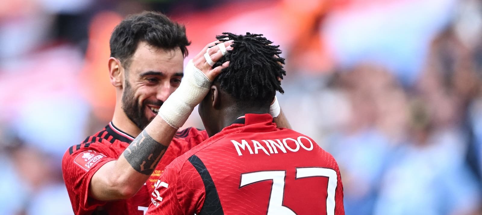 Manchester United open to offering Bruno Fernandes a new contract should he stay at the club - Man United News And Transfer News