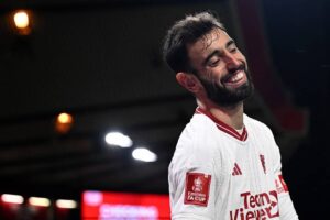 Manchester United to open talks with Bruno Fernandes over new contract after Euro 2024 - Man United News And Transfer News