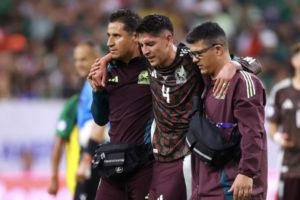 Mexico defeats Jamaica, but loses Edson Alvarez to injury