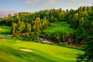 Northeast Minnesota combines great golf with unspoiled natural beauty
